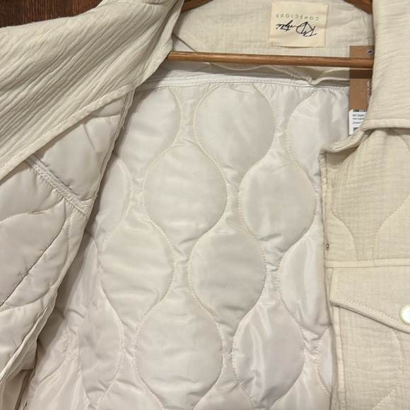 NWT RD Style Cream Trucker Quilted Shacket - Picture 4 of 6